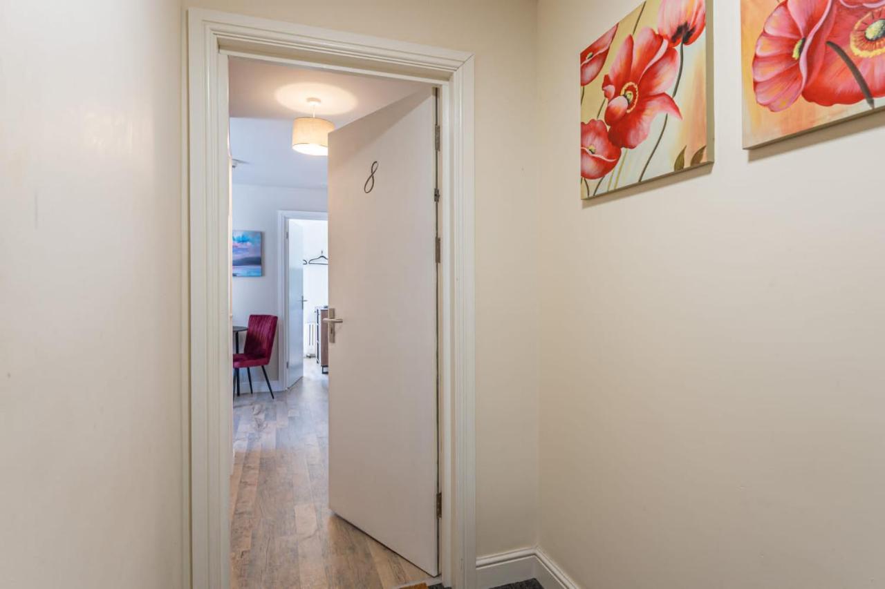 Superb One Bedroom Apartment In Coventry Cv1 *New* Exterior photo